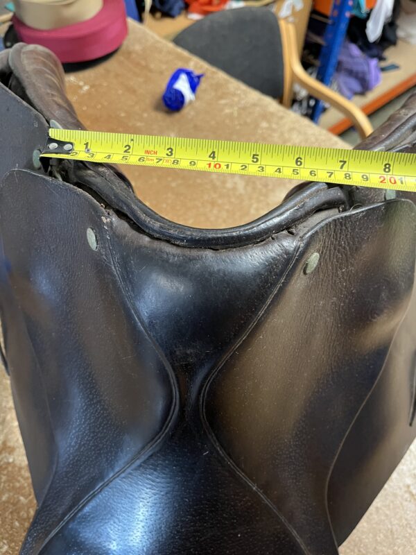 Black 16” saddle - Image 3