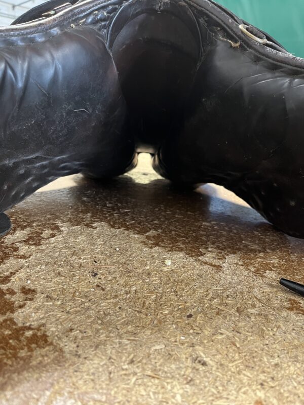 17” brown saddle - Image 4