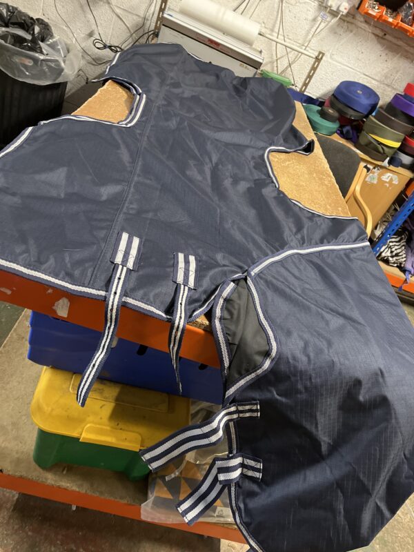 6’6 ride on sheet w/ neck