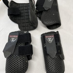 Equilibrium black medium set of 4