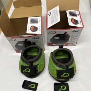 Size 2 cavallo hoof boots