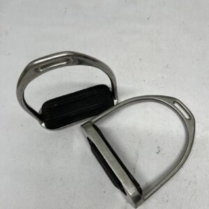 4 3/4” stirrup irons