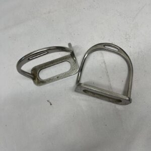 3 3/4” bent leg stirrup irons