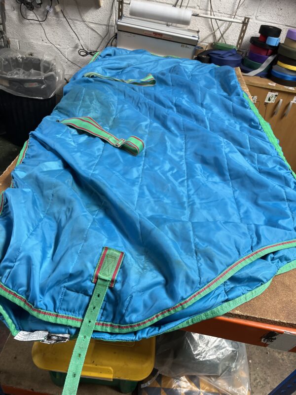 7’3 weatherbeeta stable rug