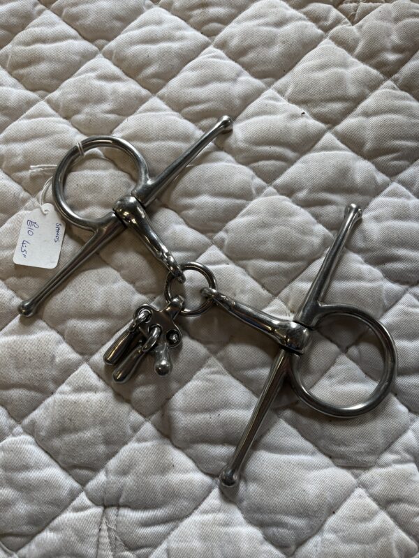 4 1/5” hanging cheek snaffle with keys