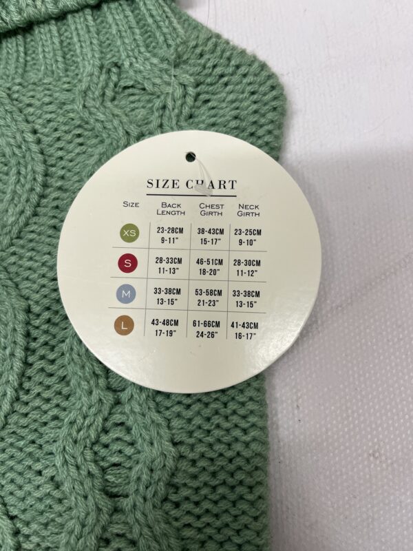Size M green knit jumper - Image 2