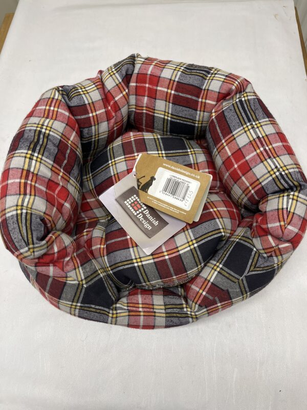 18” lumberjack dog bed