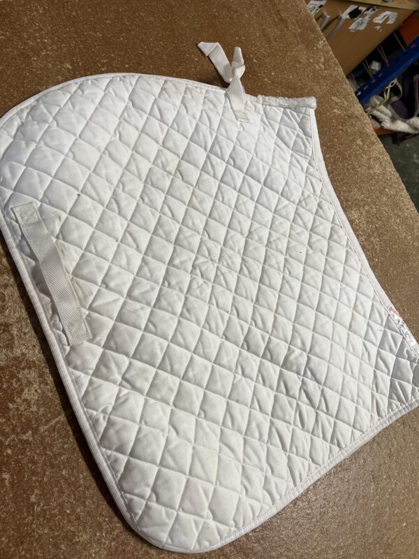 Full white aerborn saddle pad