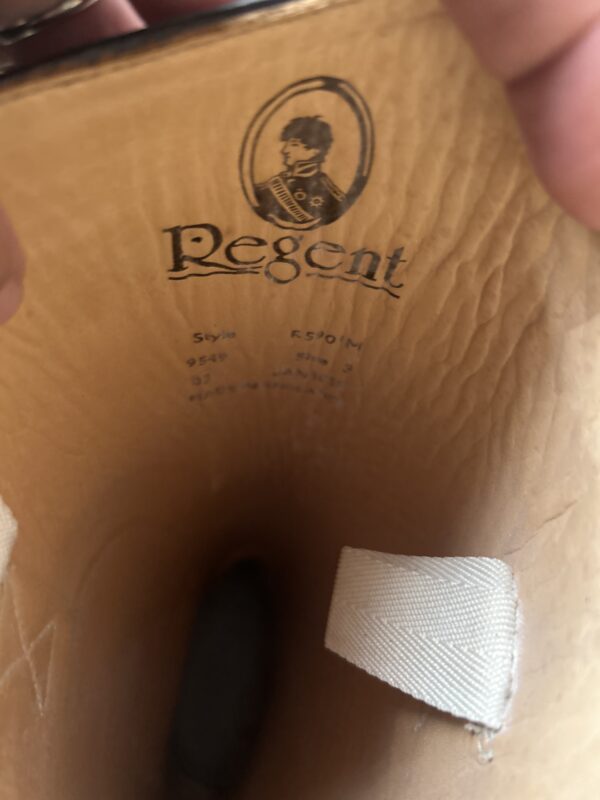 Regent boots size 3 - Image 2