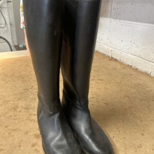 Regent boots size 3