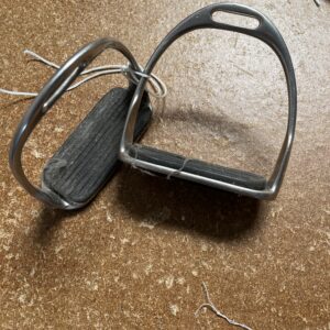 4 1/4” stirrup irons
