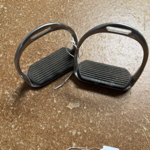 4 1/2” stirrup irons