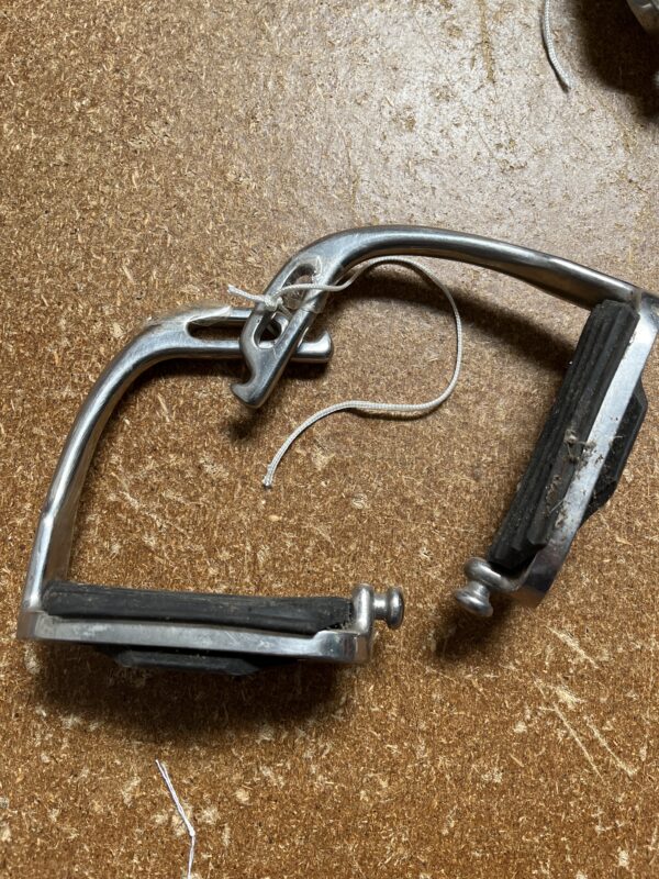 3 1/2” safety stirrups