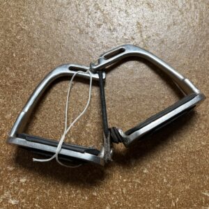 4’ safety stirrups