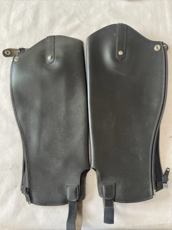 Leather gaiters