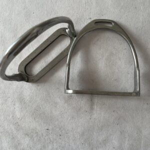 4 3/4” stirrup irons