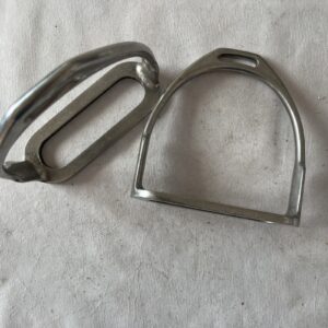 5” stirrup irons