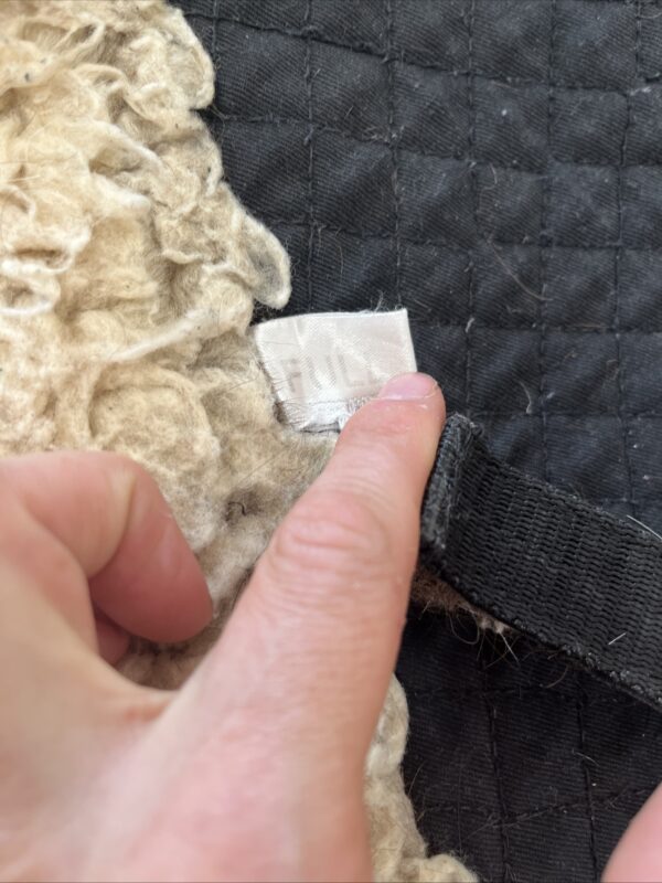 Full black and sheepskin numnah - Image 3