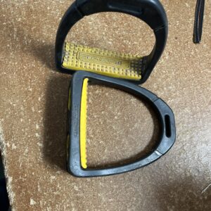 4 3/4” compositi stirrups