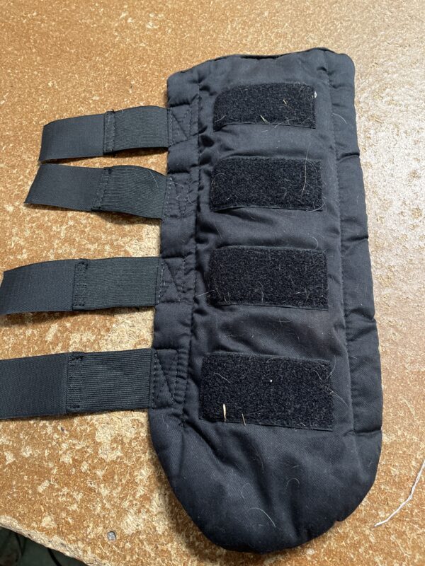 Black tail guard