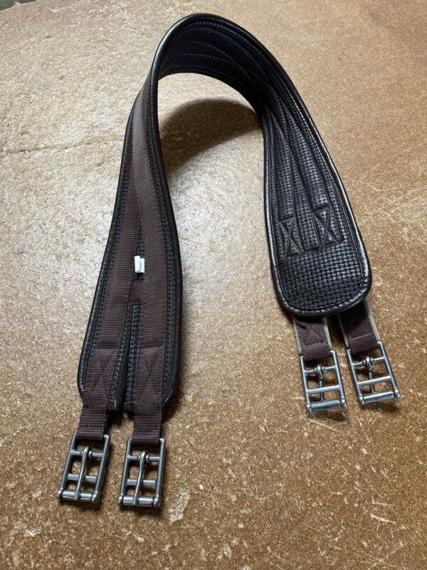 40” thorowgood girth
