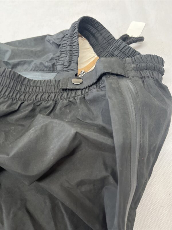 Water proof trousers - Image 4