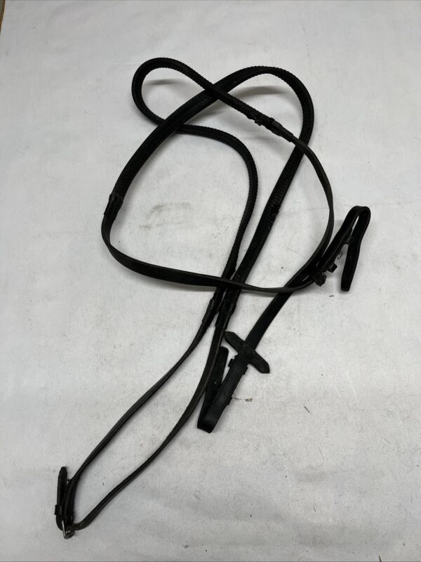 56” black rubber reins