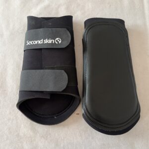 Large brushing boots