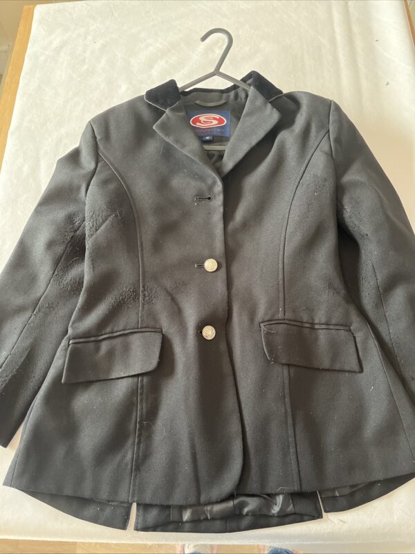 28” black show jacket