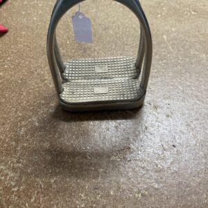 4 1/4 stirrup irons