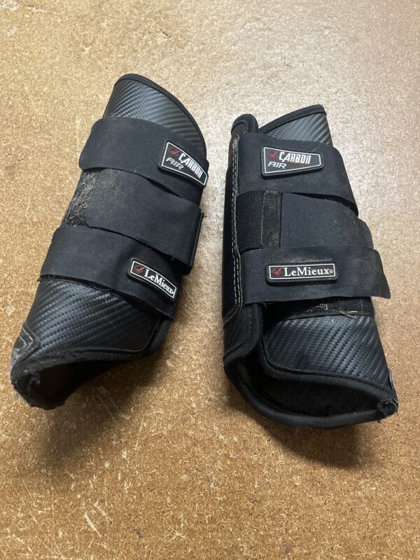 Medium Lemieux carbon air boots