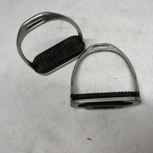 4 1/4” stirrup irons