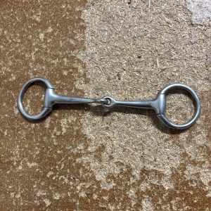 5 1/2” snaffle