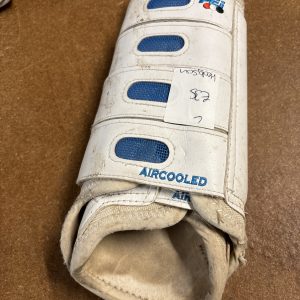 L pe air cooled event boots white