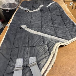 5’6 medium stable rug