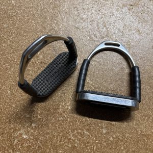 4 1/4” sprenger flexi stirrups