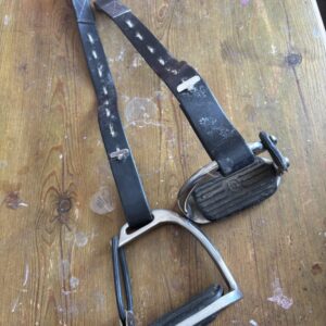 Childs safety stirrups 3.5’’ with t bar leathers