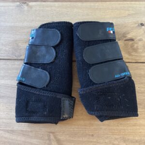 M premier equine black medicine boots