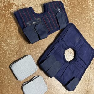 Magnetic hock boots