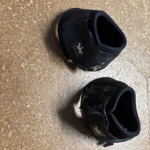 Cob black overreach boots