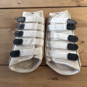 Xl mark todd white brushing boots