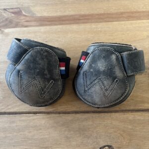Pony Whitaker fetlock boots