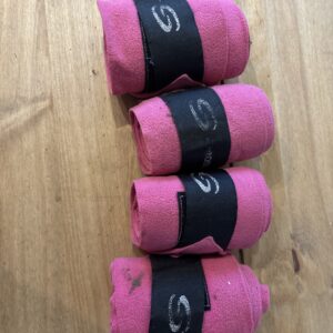 Set of 4 pink bandages