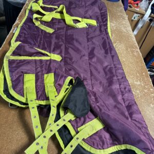 4’3 200g combo stable rug