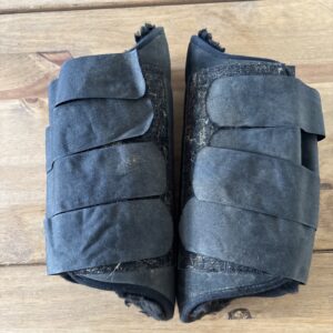 Medium black fleece lined hind xc boots
