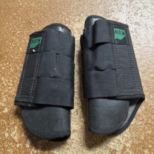 L black tendon boots