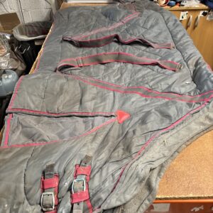 6’3 heavy (Windsor standard) stable rug