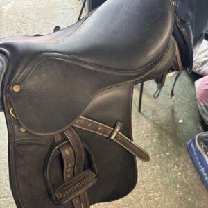 Wintec pony saddle